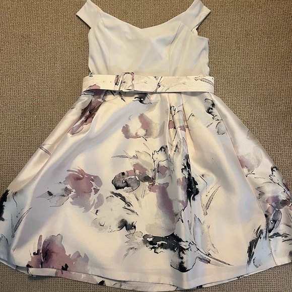 Le chateau White formal dress size L - Picture 1 of 4